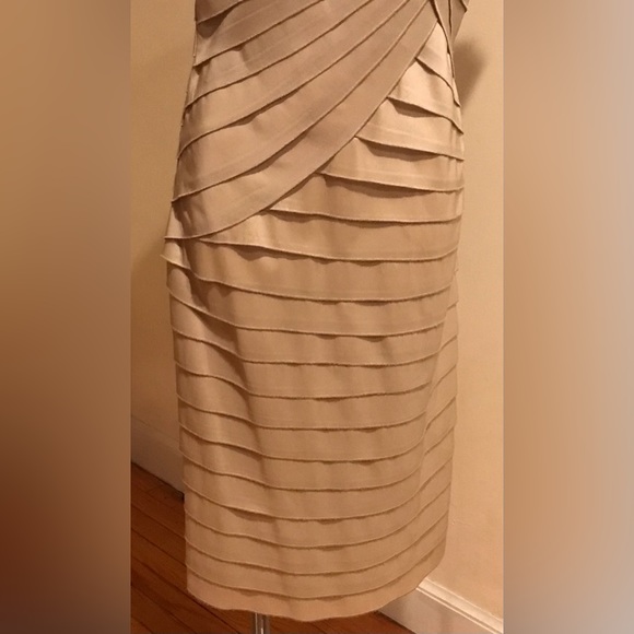 Cartise Tan Midi Vertical LaceTiered Layered Formal Dress Size 10 Zip In Back - Picture 6 of 13